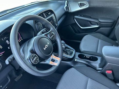 Used 2024 Kia Soul LX w/ Option Group 015 image 10