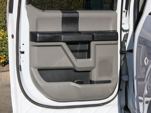 Used 2018 Ford F150 XL w/ Equipment Group 101A Mid image 33