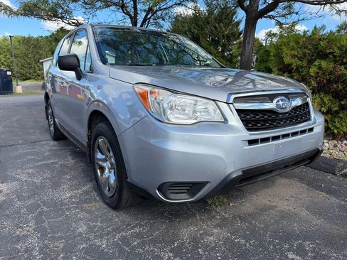 Used 2016 Subaru Forester 2.5i AWD/4WD image 5