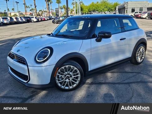Used 2026 MINI Cooper 2-Door Hardtop image 1