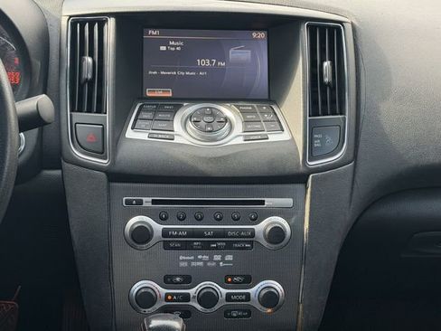 Used 2010 Nissan Maxima FWD image 15