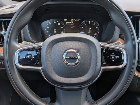 Used 2019 Volvo XC60 T5 Inscription w/ Protection Package Premier AWD/4WD image 15