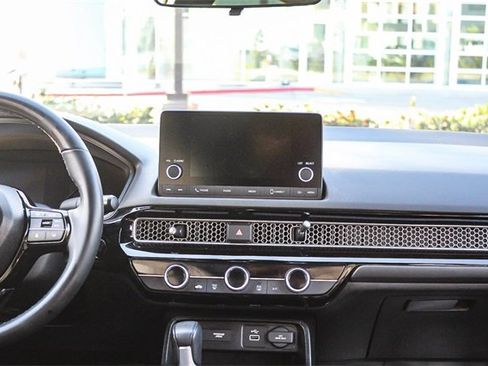 Used 2024 Honda Civic Sport image 19