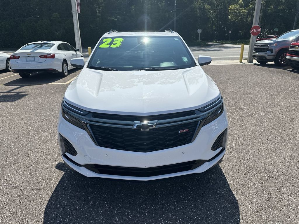 Used 2023 Chevrolet Equinox RS w/ RS Leather Package FWD image 11