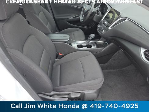 Used 2024 Chevrolet Malibu LT image 23