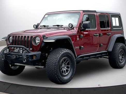 Used 2021 Jeep Wrangler Unlimited Rubicon w/ Xtreme Recon 35" Tire Package AWD/4WD image 4