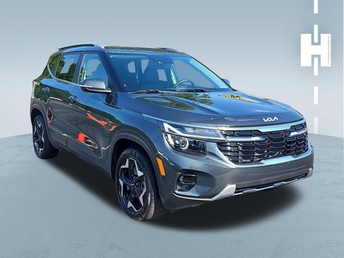 Used 2024 Kia Seltos EX AWD/4WD image 1