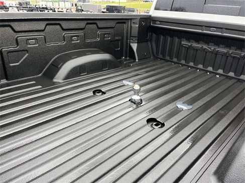 Used 2024 GMC Sierra 2500 Denali w/ Denali Reserve Package image 5