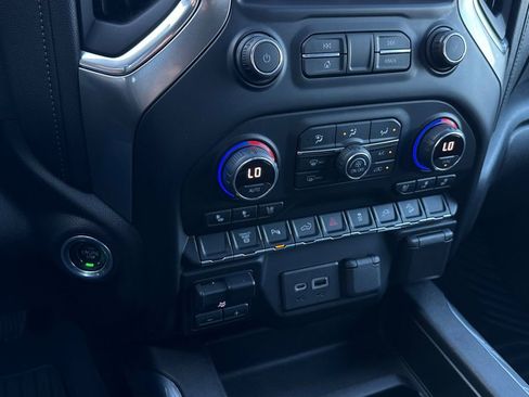 Certified 2021 Chevrolet Silverado 2500 LTZ w/ LTZ Plus Package image 22