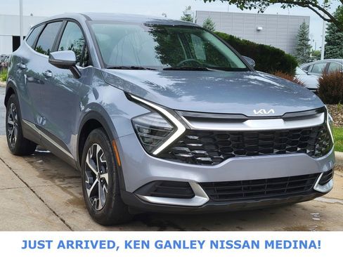 Used 2024 Kia Sportage EX FWD image 1