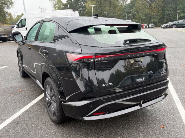 Used 2024 Nissan Ariya AWD image 5