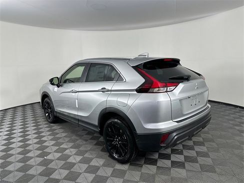 New 2025 Mitsubishi Eclipse Cross LE image 11