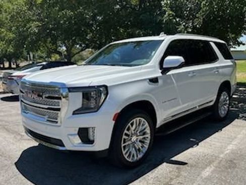 Used 2024 GMC Yukon SLT w/ SLT Luxury Package RWD image 1