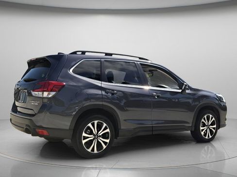 Used 2024 Subaru Forester Limited AWD/4WD image 7