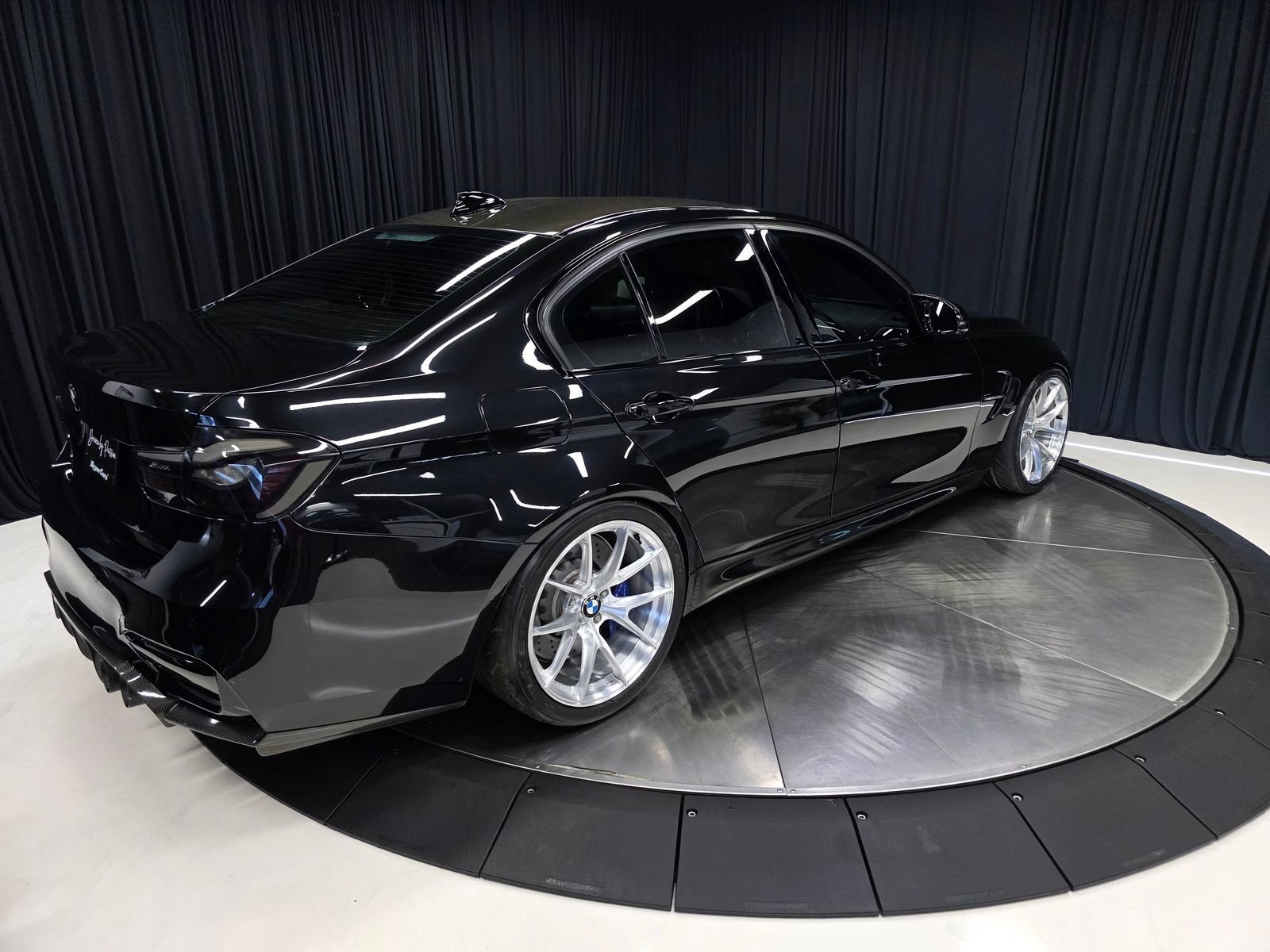 Used 2018 BMW M3 w/ Competition Package RWD image 13