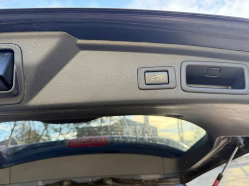 Used 2014 Subaru Forester 2.5i Limited image 20