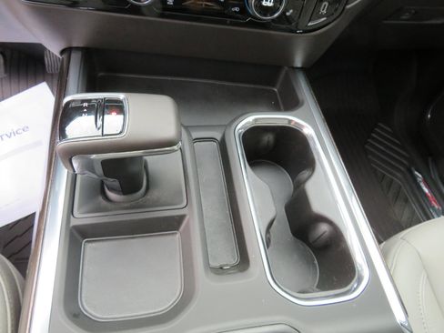 Used 2024 Chevrolet Silverado 1500 LT Trail Boss w/ LT Trail Boss Premium Package image 8