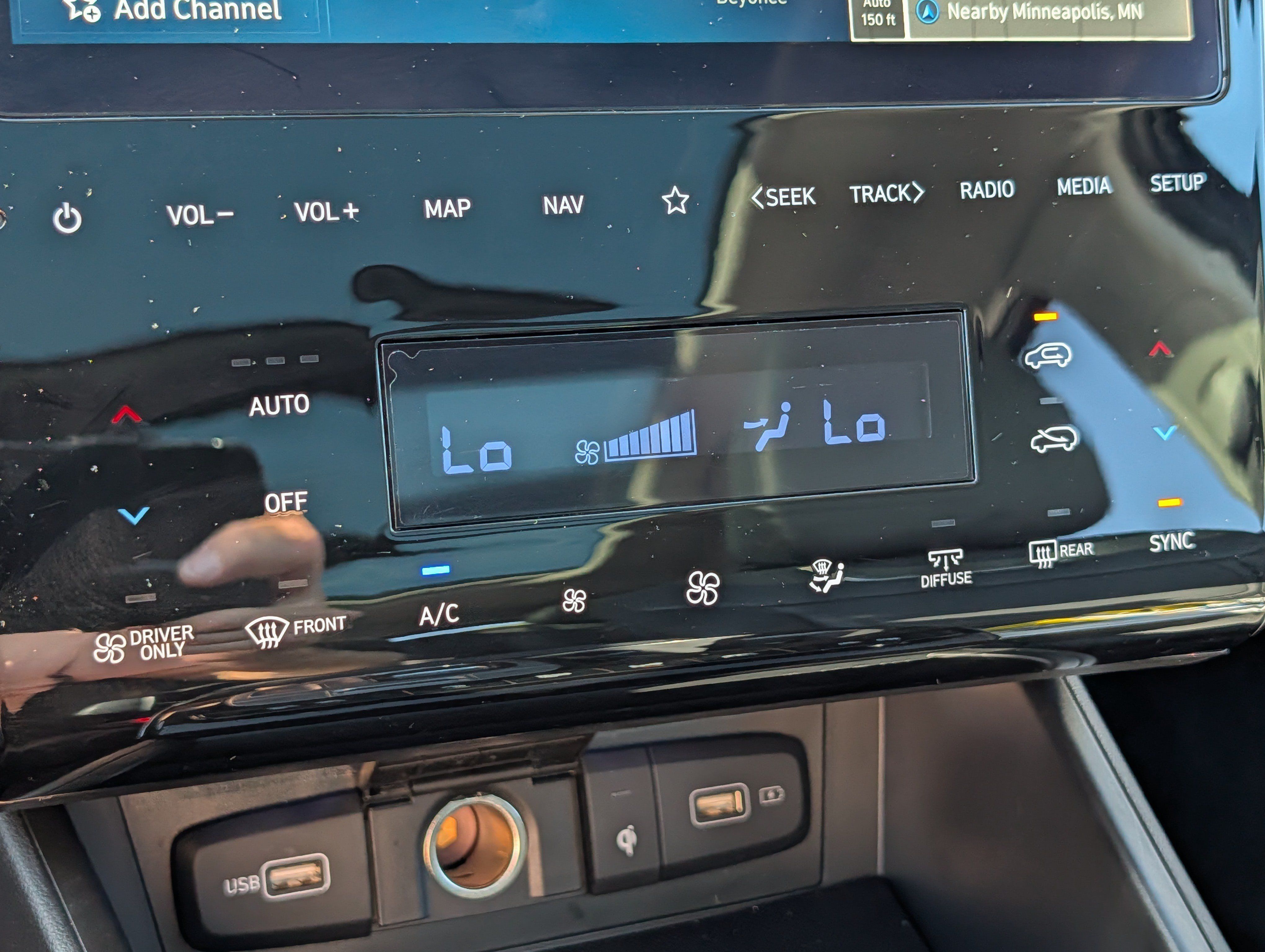Certified 2024 Hyundai Tucson Limited AWD/4WD image 23