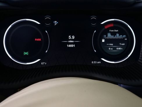 Used 2021 Aston Martin DBX Base image 22