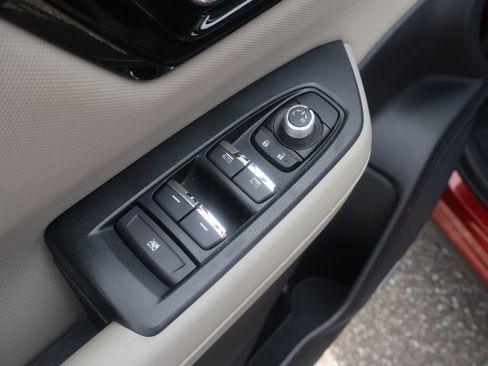 Used 2025 Subaru Forester Limited AWD/4WD image 12