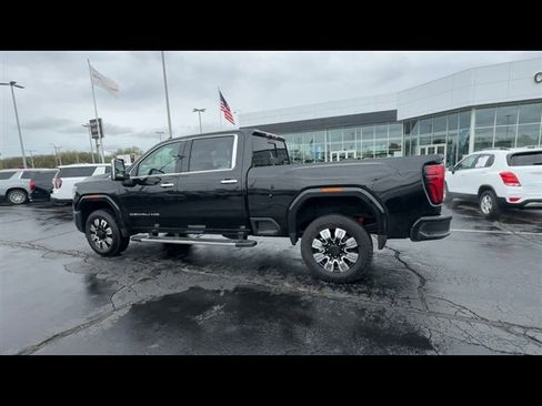 Used 2025 GMC Sierra 2500 Denali w/ Denali Reserve Package AWD/4WD image 6