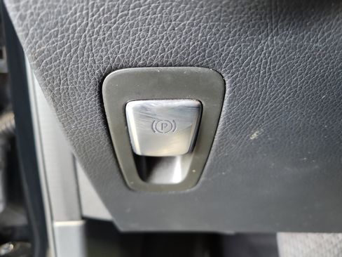 Used 2018 Mercedes-Benz GLC 300 image 14