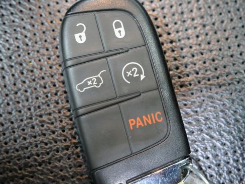 Used 2022 Jeep Compass High Altitude image 30