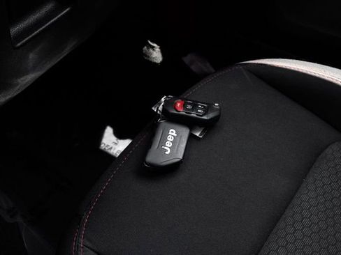 Used 2021 Jeep Wrangler Unlimited Rubicon AWD/4WD image 65