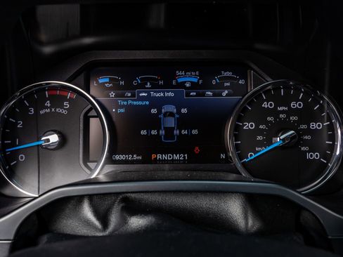 Used 2017 Ford F350 Platinum w/ Platinum Ultimate Package image 20