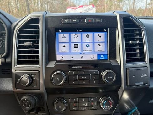 Used 2019 Ford F150 XLT w/ Equipment Group 302A Luxury image 12