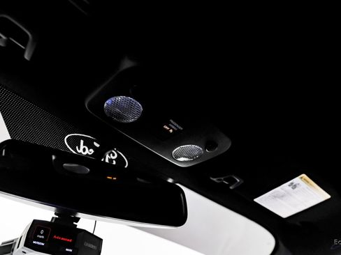 Used 2021 Ford Mustang Shelby GT500 w/ Carbon Fiber Track Pack image 42