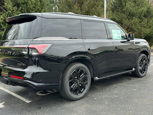 New 2026 INFINITI QX80 4WD image 5