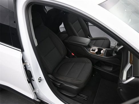 Used 2023 GMC Acadia SLE image 21