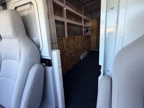 Used 2023 Ford E-450 and Econoline 450 Super Duty w/ Power Windows & Locks Group RWD image 36