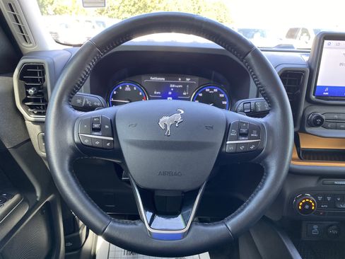 Used 2022 Ford Bronco Sport Badlands image 19