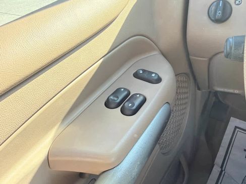 Used 2002 Ford Explorer Sport AWD/4WD image 14