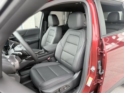New 2026 Chevrolet Equinox LT w/ Convenience Package II image 10