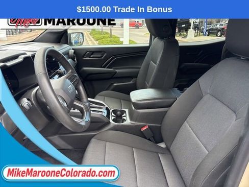 Used 2023 Chevrolet Colorado Trail Boss w/ LPO, Dark Essentials Package AWD/4WD image 11