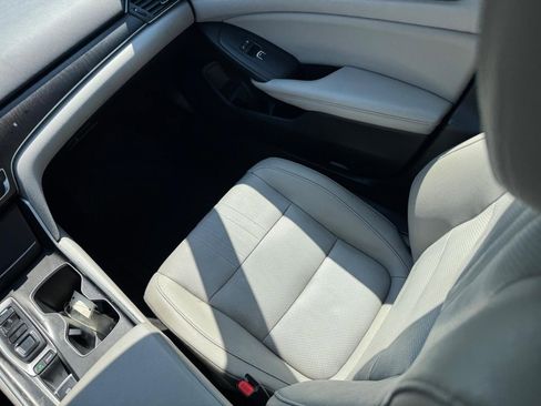 Used 2019 Honda Accord Touring image 22