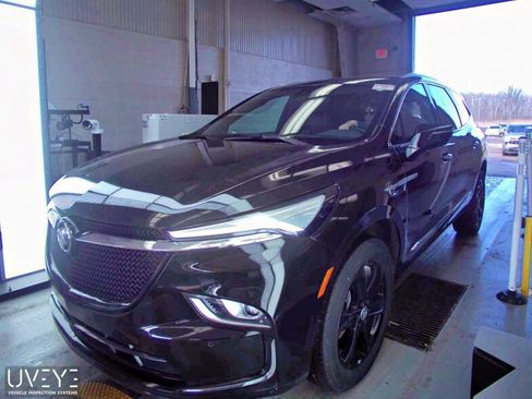 Used 2024 Buick Enclave Essence w/ Sport Touring Edition image 2