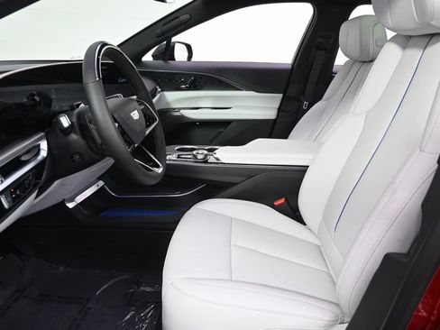 New 2026 Cadillac Lyriq Luxury w/ LPO, Floor Liner Package AWD/4WD image 13