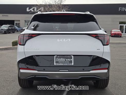 New 2026 Kia Sportage SX image 5