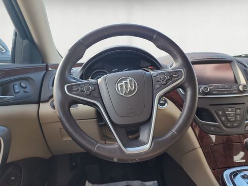 Used 2016 Buick Regal Premium image 12