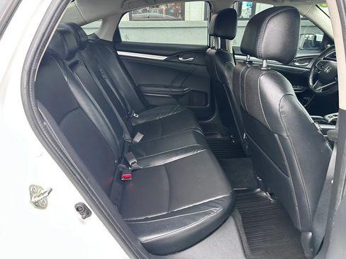 Used 2016 Honda Civic Touring image 32