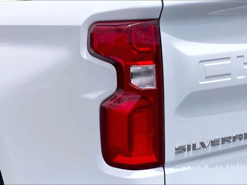 Used 2022 Chevrolet Silverado 1500 LTZ AWD/4WD image 29