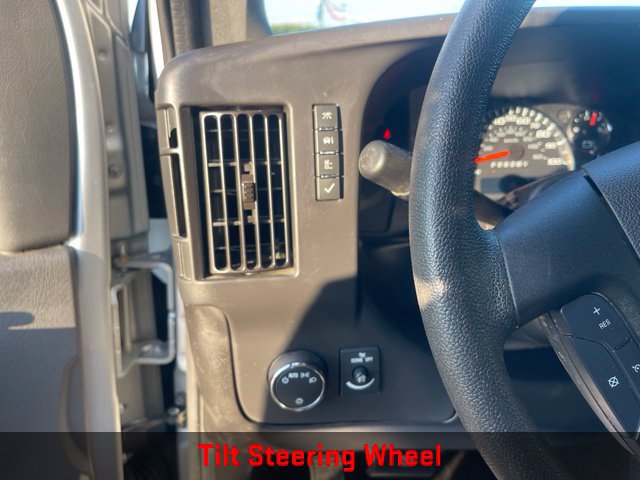 Used 2025 Chevrolet Express 3500 w/ Hotel Shuttle Package RWD image 15