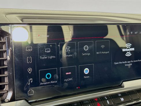 Used 2023 GMC Sierra 1500 SLT w/ SLT Premium Package image 17