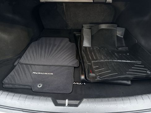 Used 2018 Hyundai Sonata Limited image 24