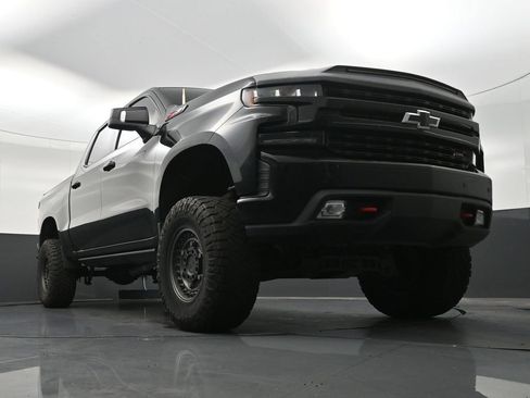 Used 2019 Chevrolet Silverado 1500 LT Trail Boss AWD/4WD image 29