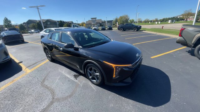 Used 2025 Kia K4 FWD image 4